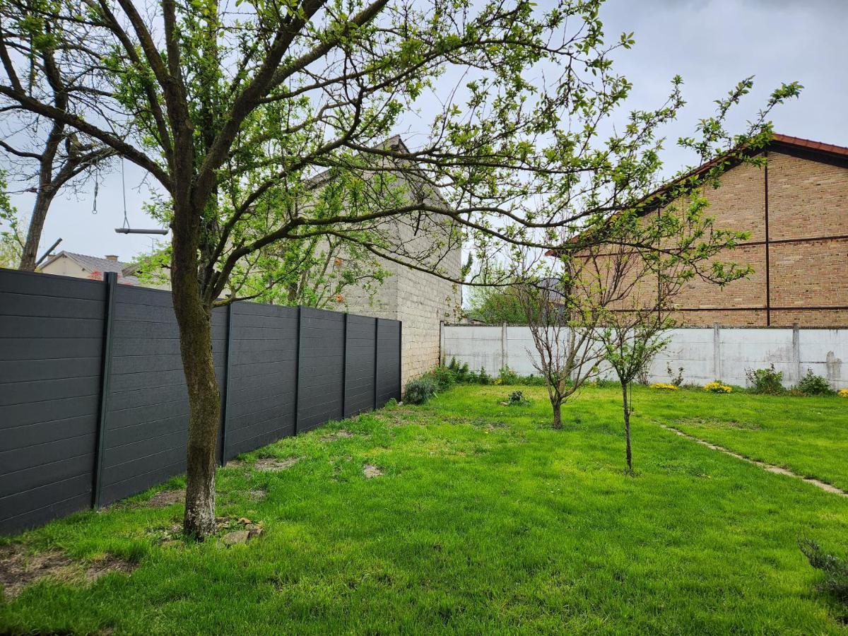 Studio, Pas De Collocation Possible Warmeriville المظهر الخارجي الصورة